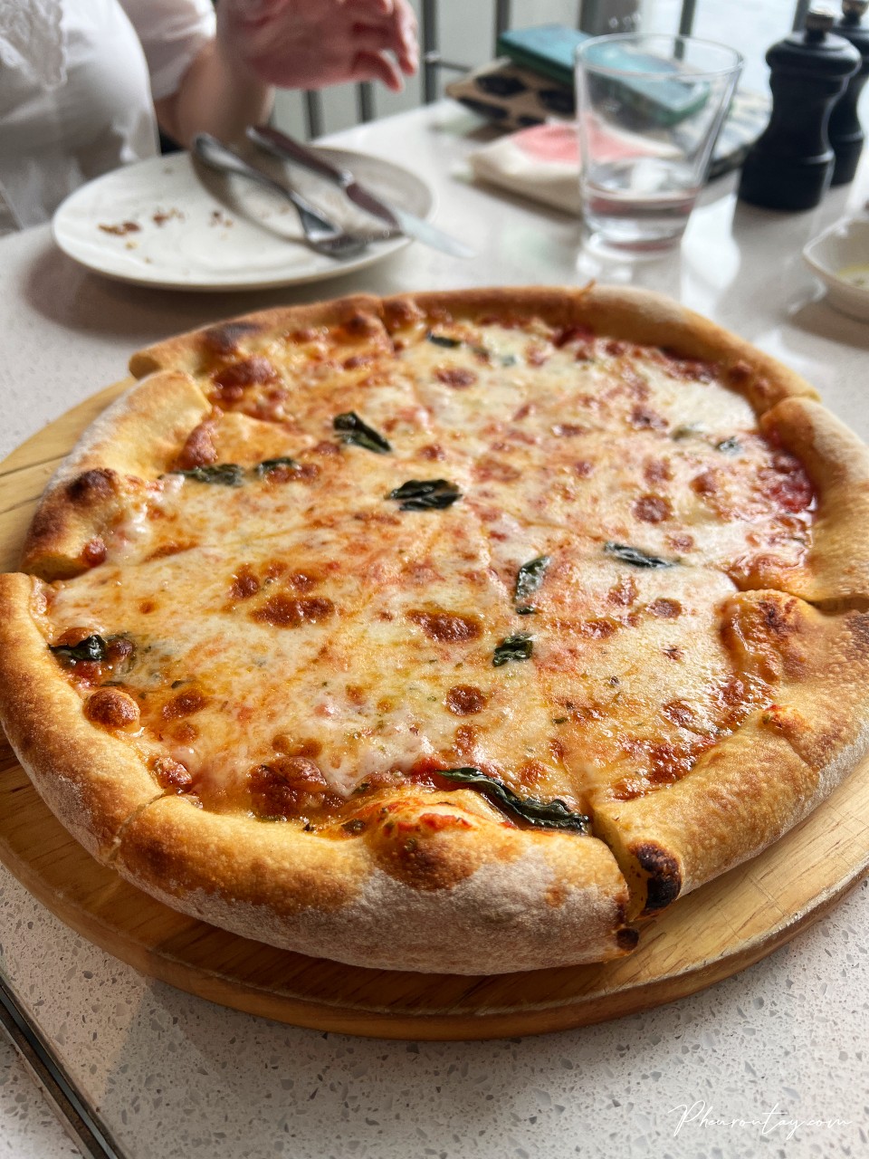 Margherita Pizza Prego