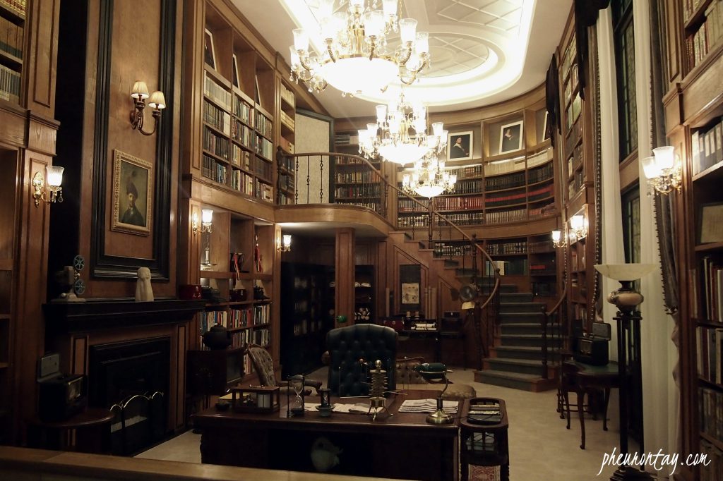 the famous library at do min joon's house